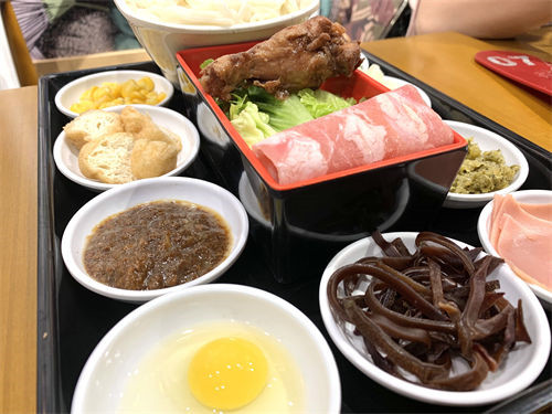 十秒到過橋米線加盟投資大不大?