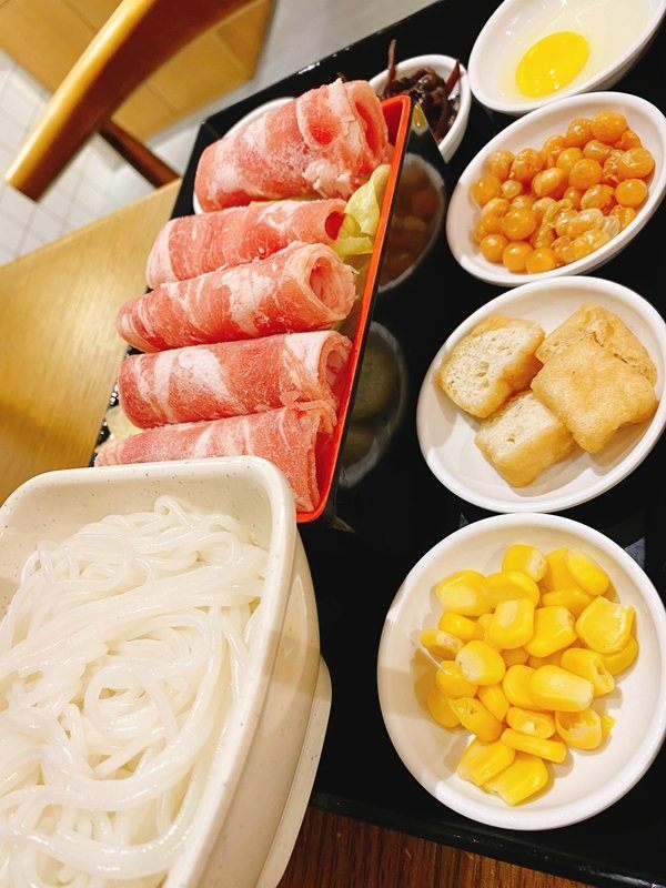 十秒到云南過橋米線 輕松打造成功事業(yè)